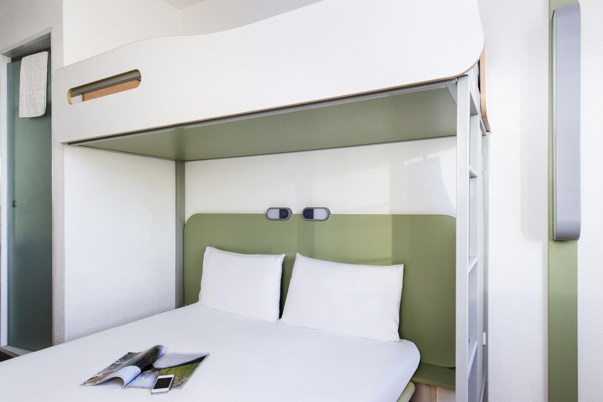 Ibis Budget Leeds Centre Crown Point Road Leeds (West Yorkshire) Exterior foto